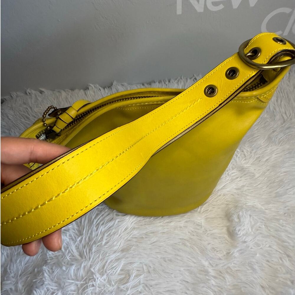y2k COACH 2007 Bleecker 11422 Yellow Duffle Bucket Shoulder Bag Crossbodyble - Picture 8 of 12